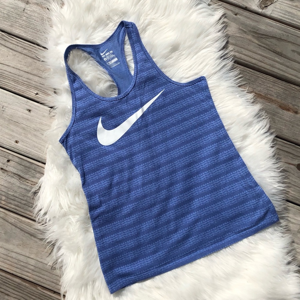 NIKE DRI FIT SLEEVELESS TANK STRIPED WOMEN MEDIUM